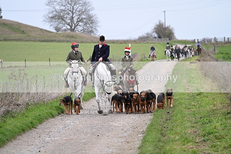 WJ7_1185 - Walk Home