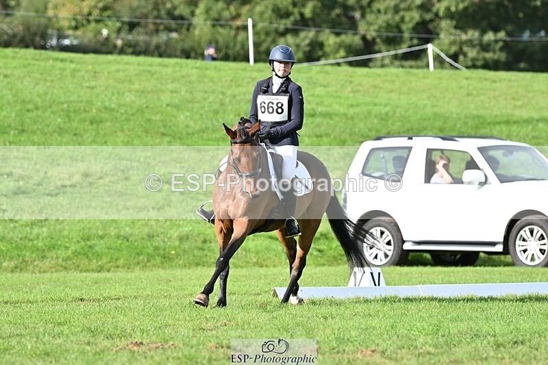 231020-144641-10982 - 668-BOWHAYLANDS.SKYFALL-Miya.Johns-DR