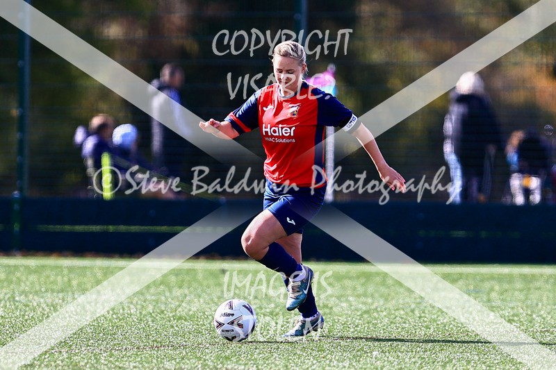 1DX30369 - 2025-10-05 FC Abbey Meads Ladies V Purton  Kingsdown FC Ladies