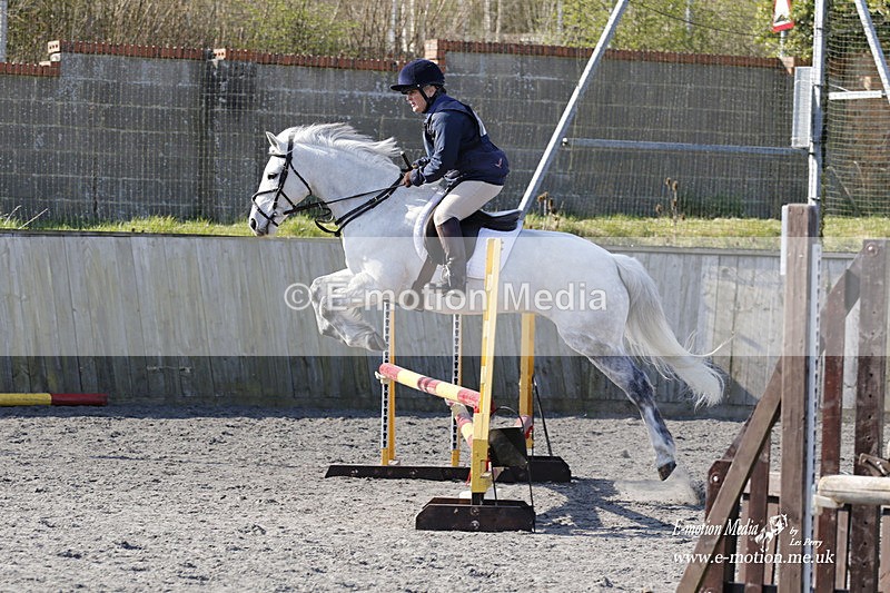 _EST0337 - Bourne Valley Riding Club Winter Showjumping 27/03/22