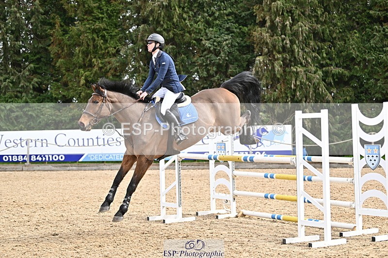 250321A-114628-00633 - Cls 3 Foxhunter and 1.20m Open
