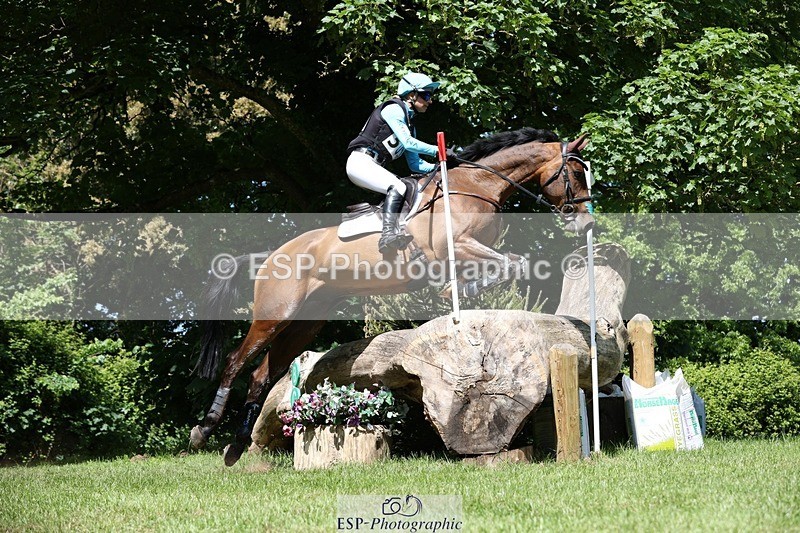 230527-111839-08952 - 305-BARRINGTON_57-Izzy_Taylor-XC