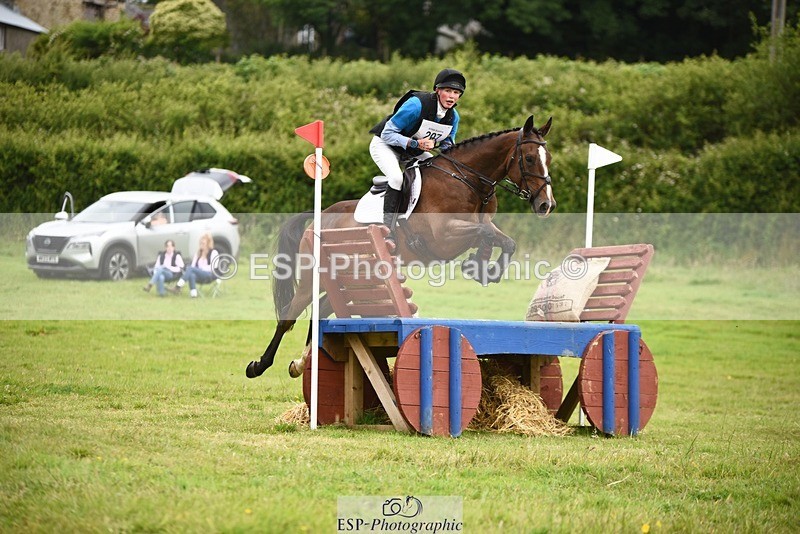 240623-094326-01097 - BE 90 XC 09-35 tro 10-30