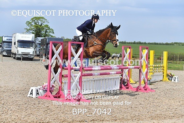 BPP_7042 - CLASS 5 FRI Veterans Show Jumping