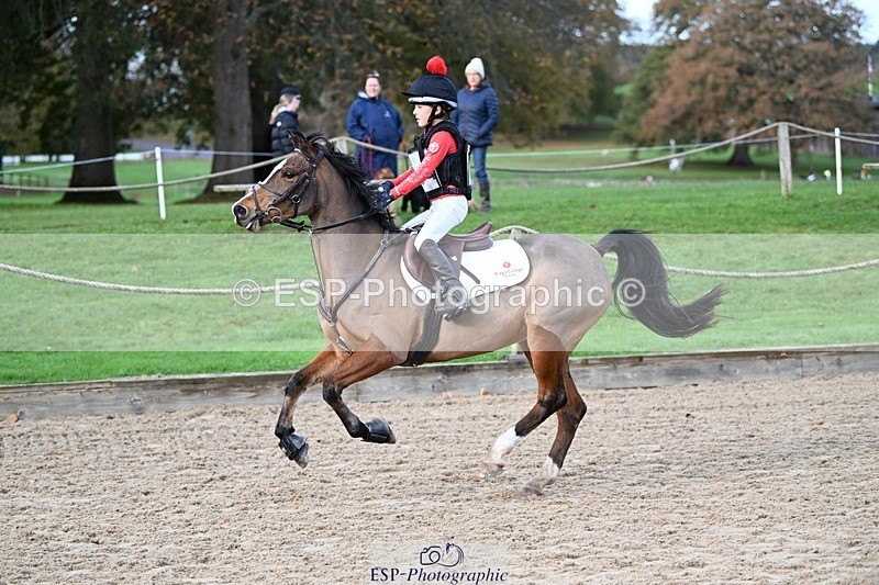 241117-103750-03195 - Cls 2 80-85cm 10.20 to 11.20