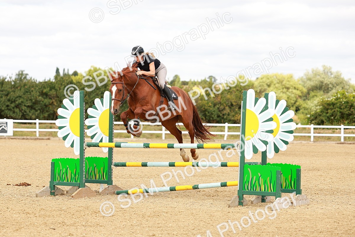 SBM_007110 - Class 4 - Senior British Newcomers - 1.10m