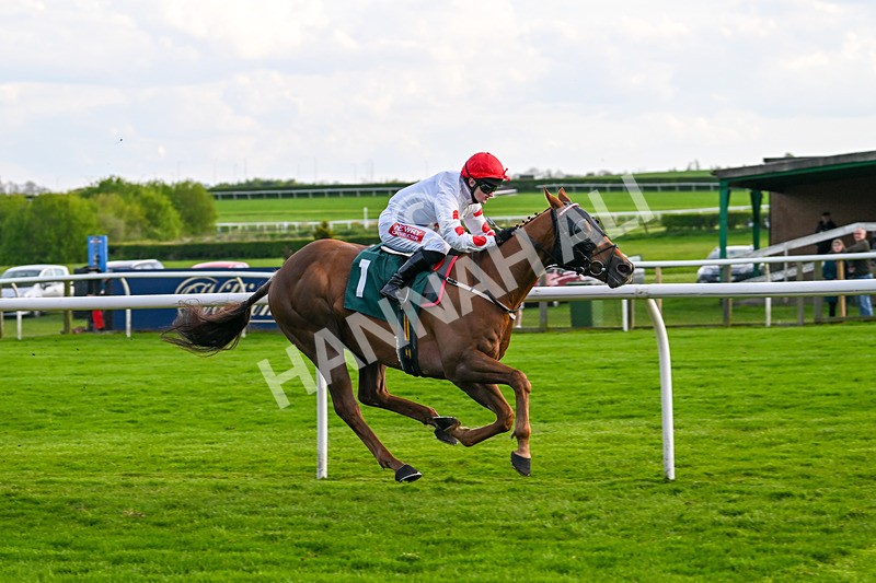 300424-Race 4-Fortunate Star-2823 - Race 4