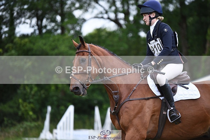 240630-115211-00529 - 910-Imogen_Daniels-Granstown_Master