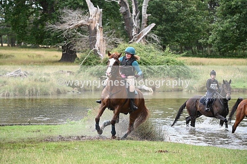 WJ7_3481 - Time at Water 12:15 to 12:50