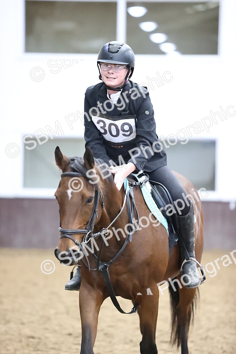 SBM_001856 - Class 5 - Henlow Veterinary Hospital - 70cm Area 12 Championship Qualifier
