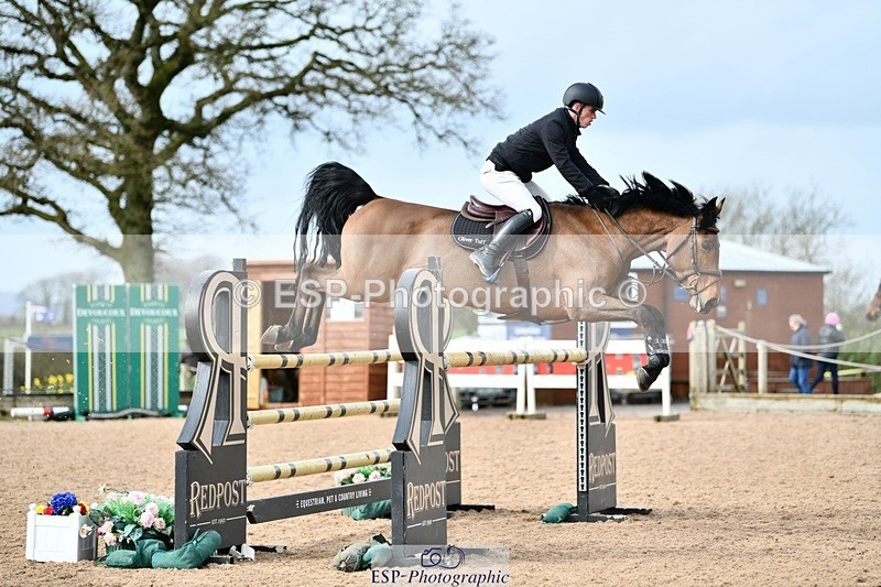 260313-130521-01702 - Cls 3 + 4 Snr Foxhunter and 1.20m Open