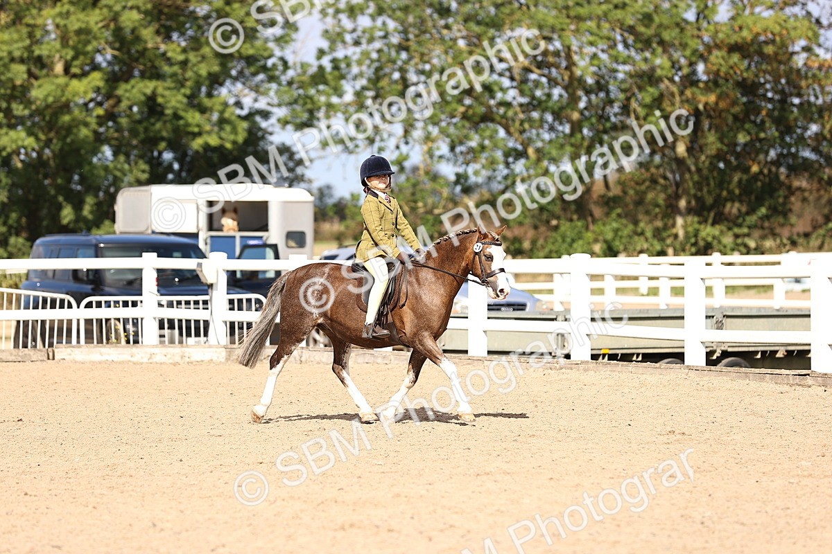 SBM_11590 - Class 408 - Grassroots Ridden - Walk & Trot