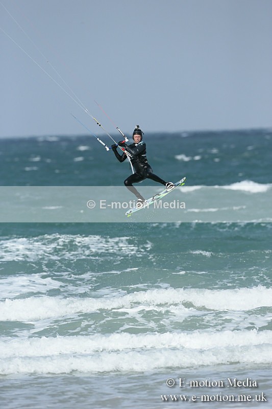 KS 020413-250 - Kite Surfing