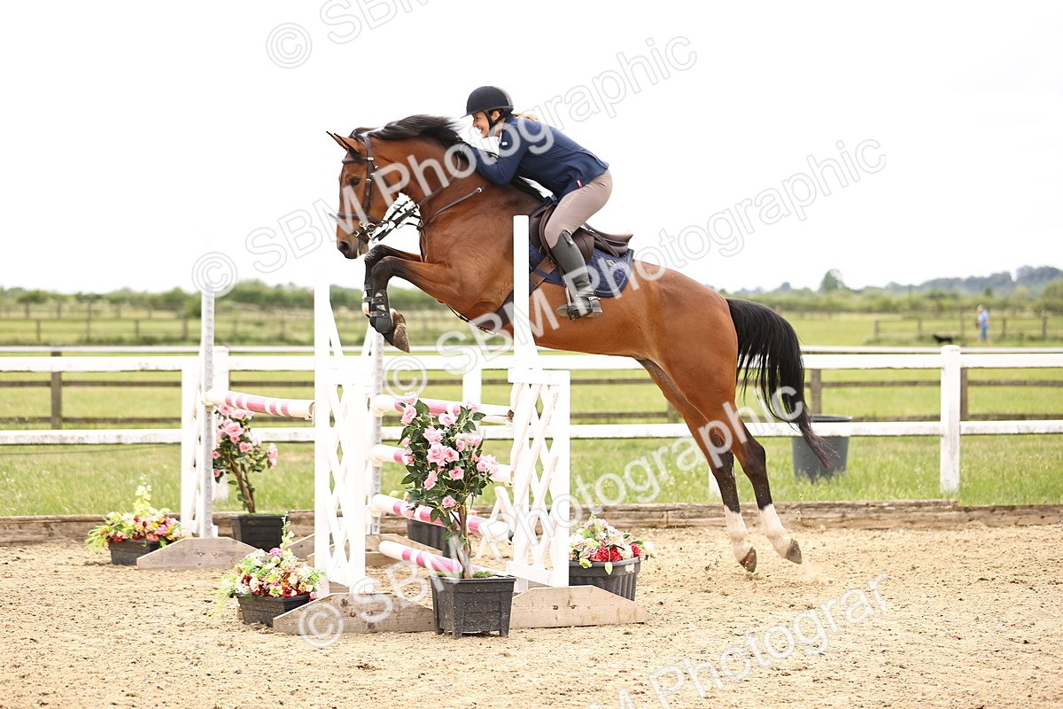 SBM_007804 - Class 19 - Senior Newcomers - 1.10m