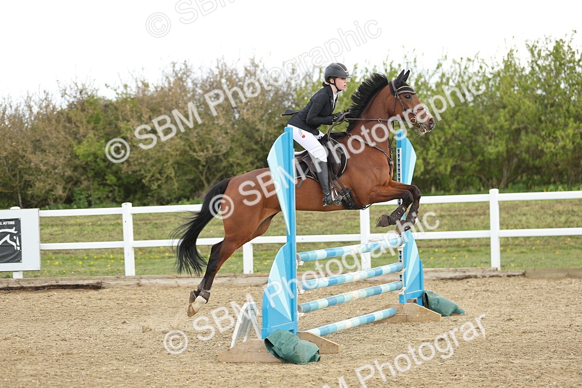 SBM_000400 - Class 2 - Senior British Novice - 90cm