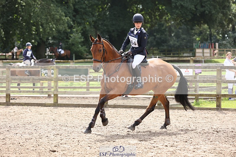 240804-120830-13011 - 464-Tichy_Sanders-SPARHANGER_VELVET