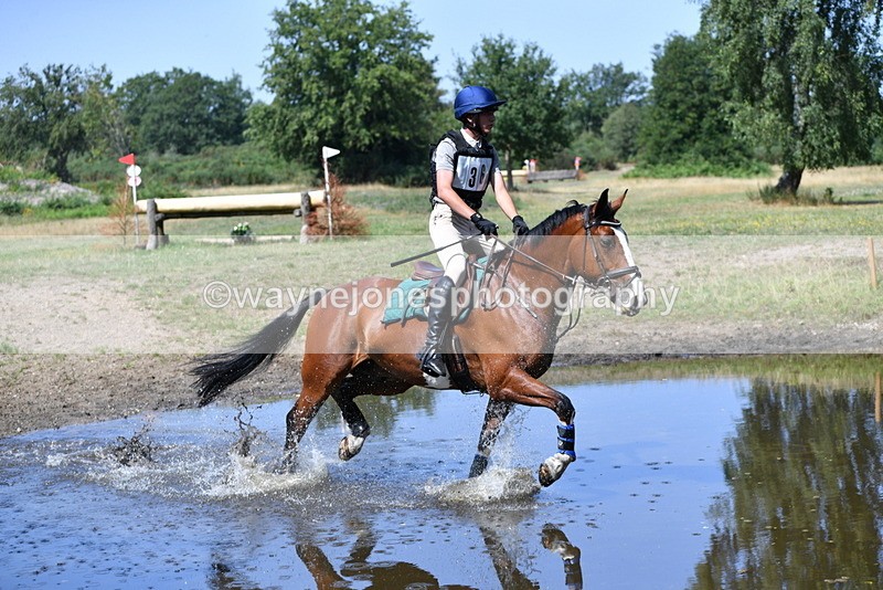 WJ5_2827 - XC Time 12:35 to 12:59