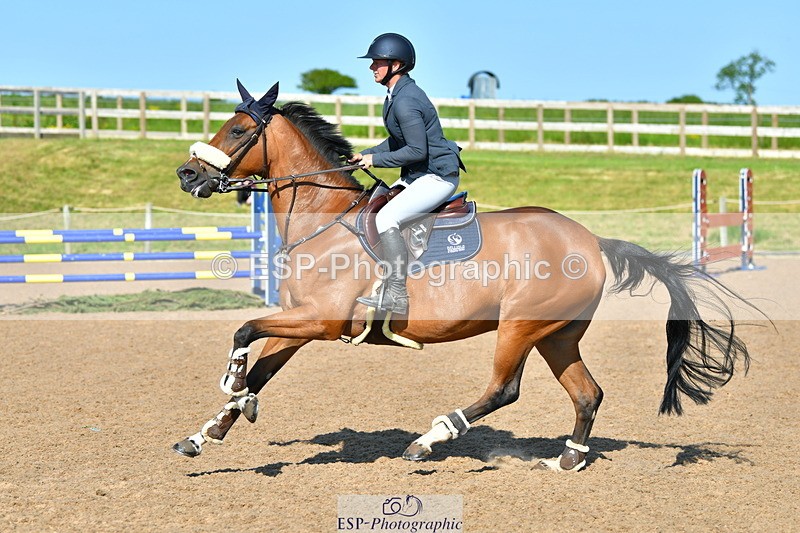 230527A-171009-05511 - Cls 20 Chard 1.10m Speed Derby