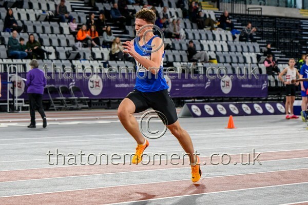 CombiMast25-913300 - Track Male Set One