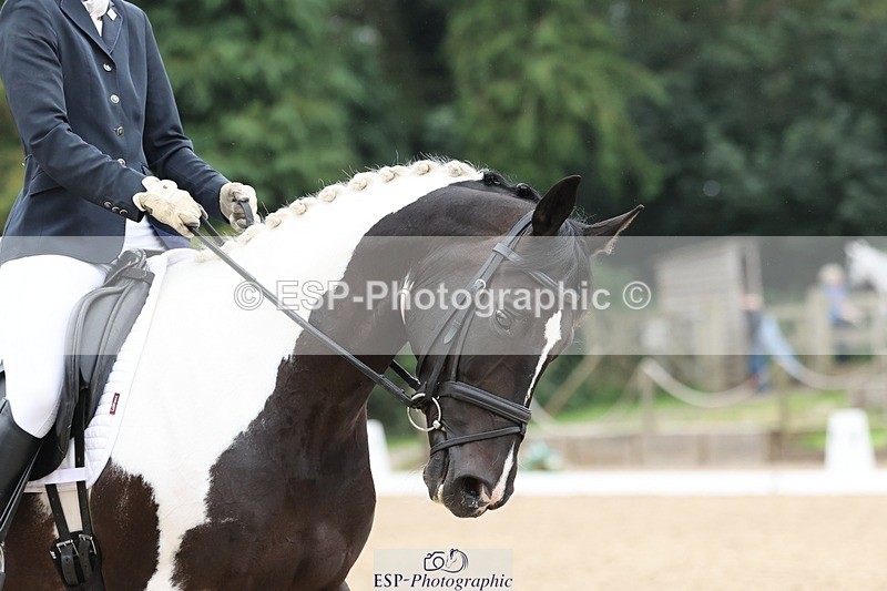 240810-113858-02923 - 189-Emma.Jenkinson-Fleur.C