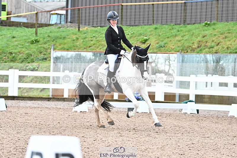 240218A-104745-05693 - 241-Looby.Marsden-Essentially.Small.Change