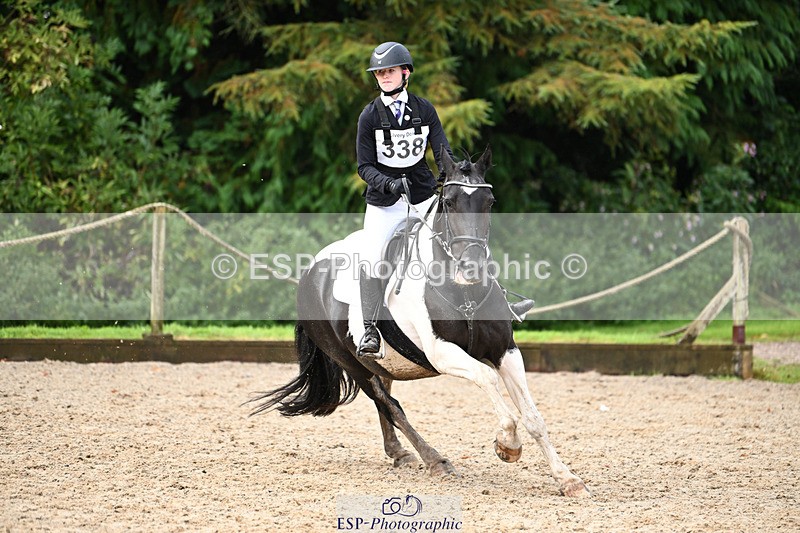 240824X-105846-25032 - 70cm Round 2 10.30 to 12.10