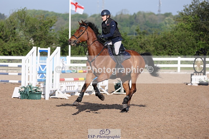 240510A-084221-04366 - Cls 13 British Novice and 90cm Open