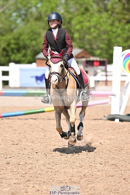 250504-120015-03054 - Cls 17+18 Club and Schools 80cm