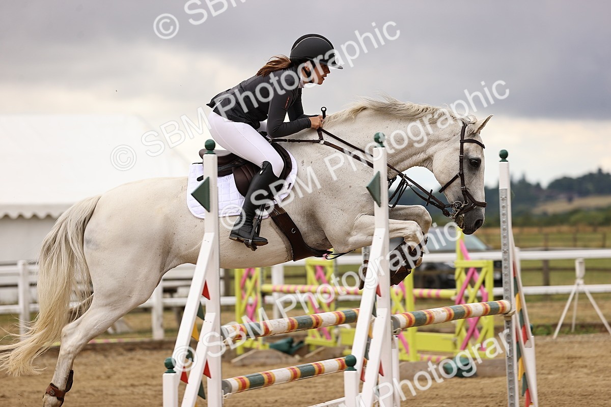 SBM_026302 - Class 12 - Amateur Championship Qualifier 1.05m