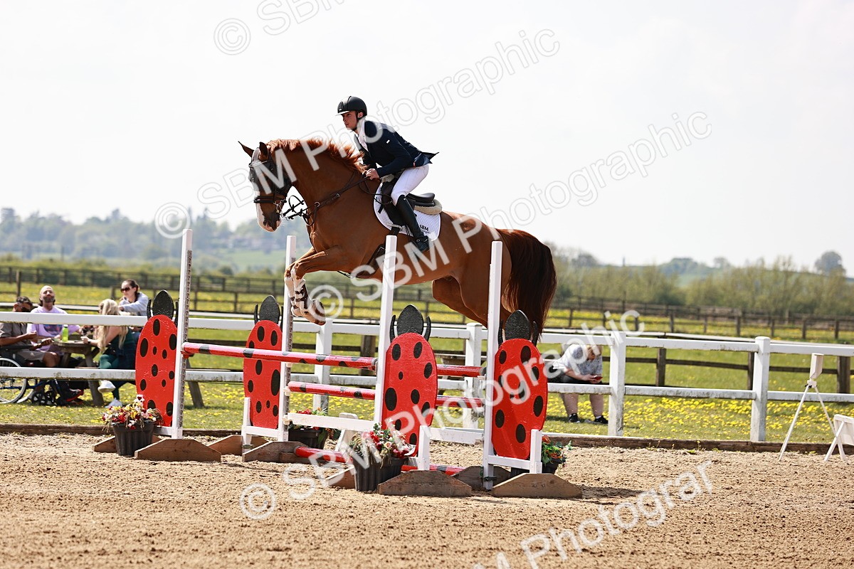  - Class 24 - Senior Newcomers - 1.10m