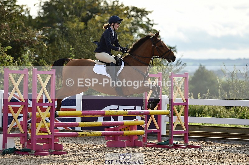 220829A-181026-00514 - 90cm classes