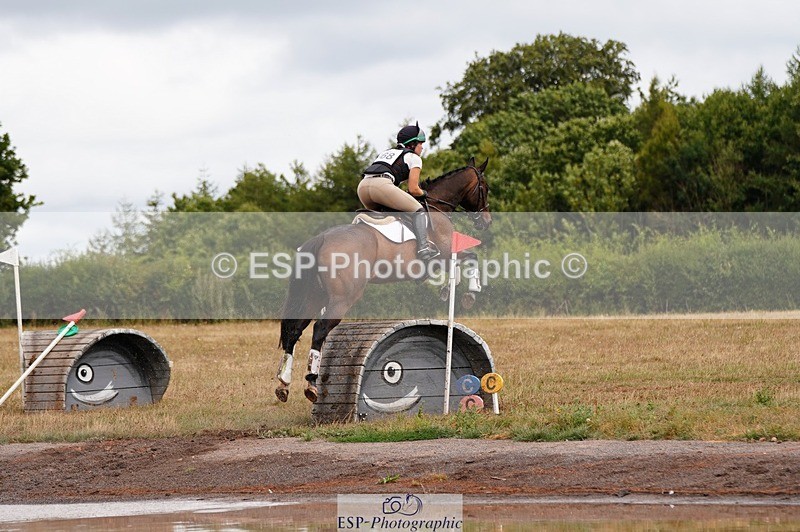 250803A-151856-16515 - O-668-Leia.Massey-SLIPALONGTREVASKIS