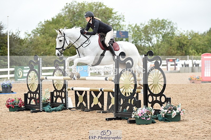 231013A-131646-01758 - Cls 3 1.05m Amateur Quali