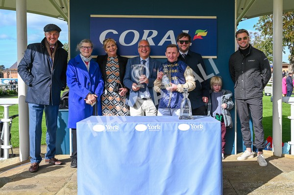 141023-Race 1-Purosangue-8776 - Race 1 1.15pm Coral Rockingham Stakes