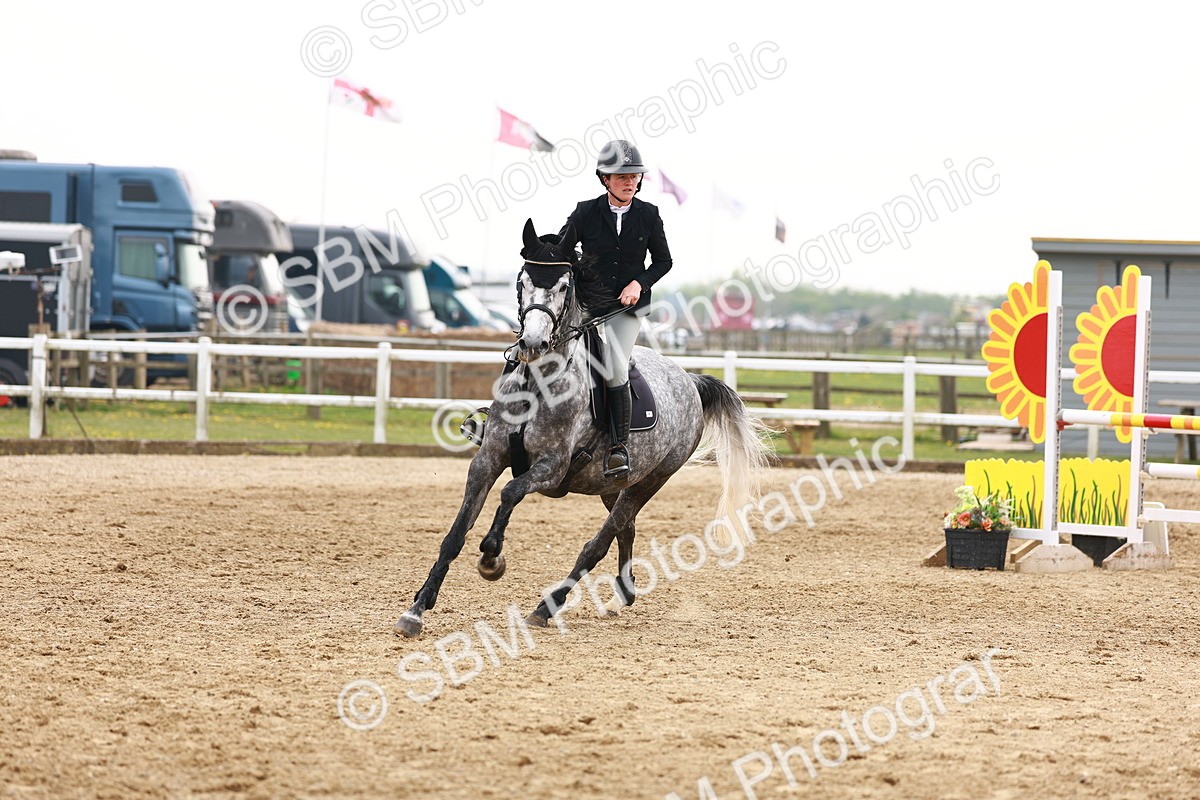  - Class 18 - Senior Newcomers - 1.10m