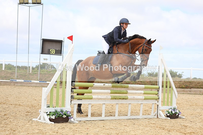 3E7A4803 - Class 4: Senior British Novice/90cm open