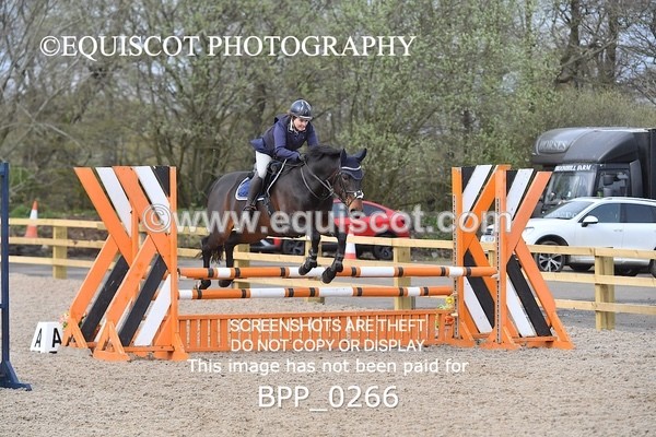 BPP_0266 - CLASS 2 FRI Senior BritiNovice/ 90cm Open