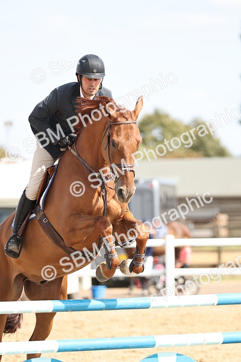 SBM_005015 - Class 5 - Senior Discovery - 1.00m Open
