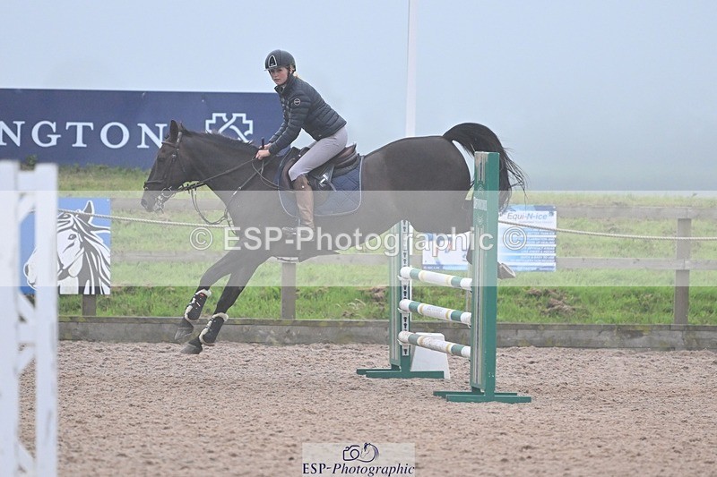 240813-192211-00901 - Classes 7 A&B 90cm