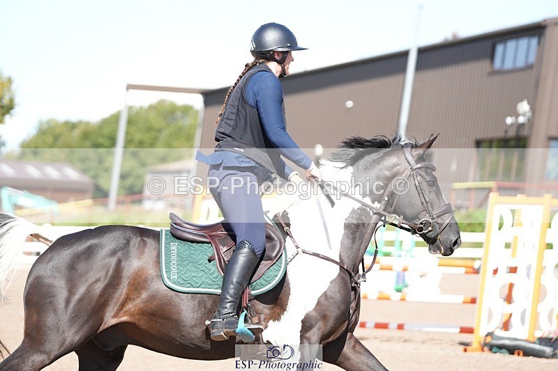 250912-140247-04854 - Cls 25 1.05m Amateur Quali