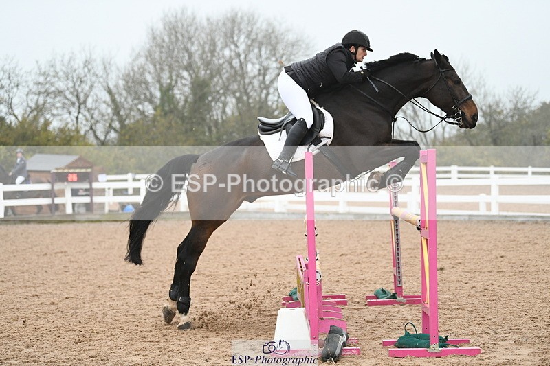 241103A-112921-07803 - SUN Cls 21 Snr Newcomers and 1.10m Open