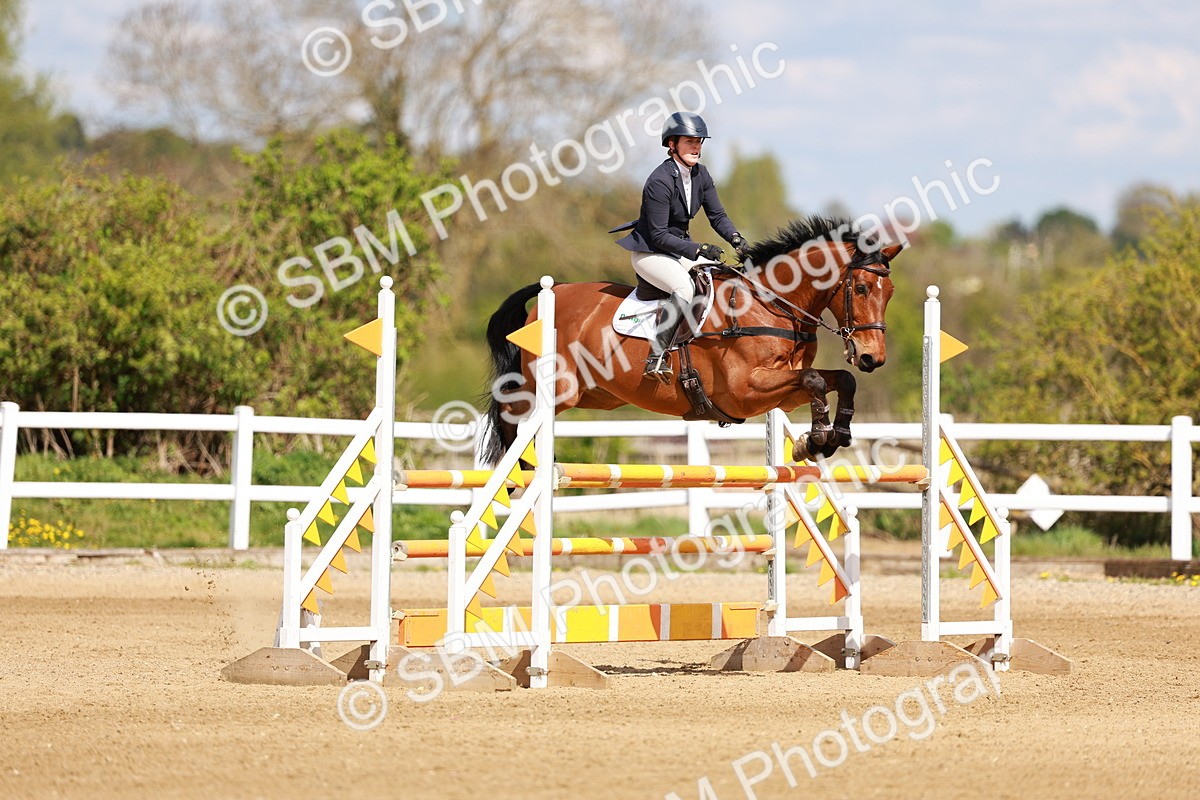 SBM_001834 - Class 4 - Senior Newcomers - 1.10m