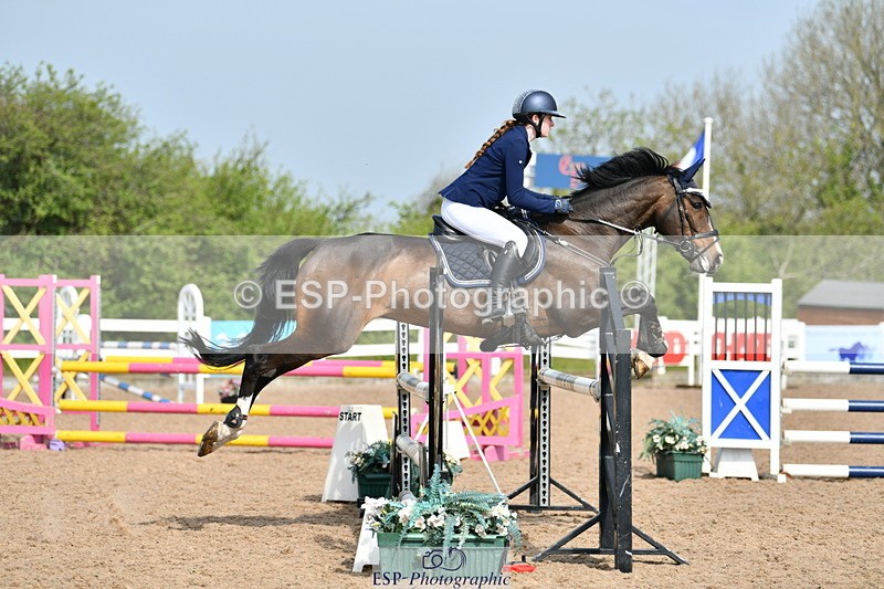 240511A-101422-11469 - Cls 28 95cm National Am Quali