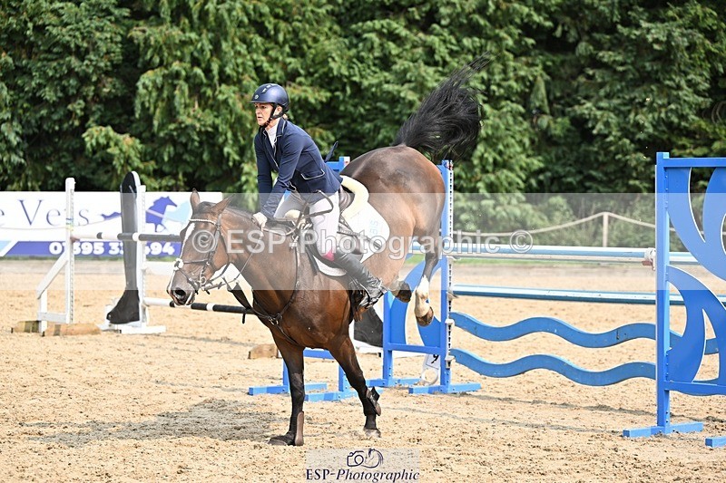 240818-150201-05062 - Cls 12A Snr Foxhunter & 1.20m Open