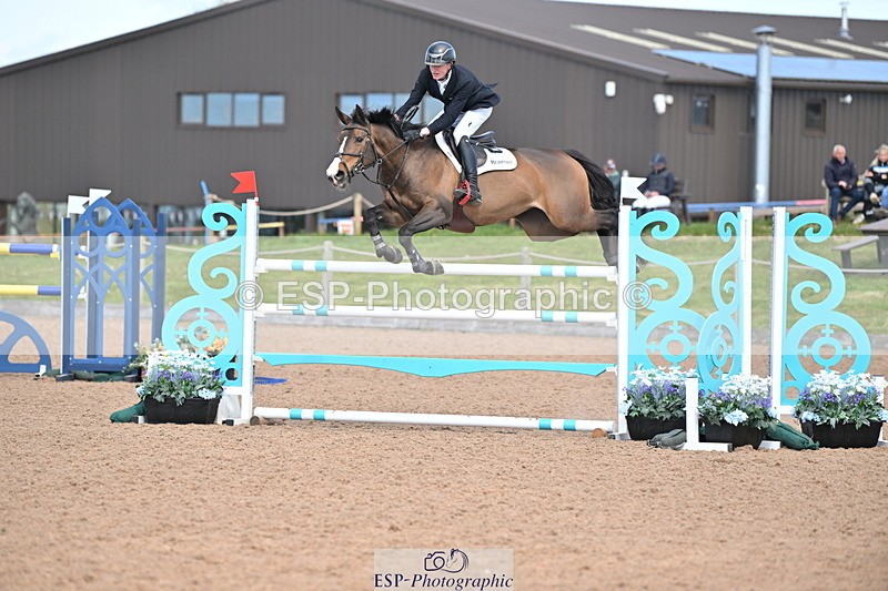 240418A-110623-02450 - Cls 5, 2 Star Medium Tour 1.35m