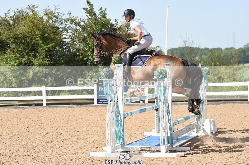 230906A-123602-00258 - Newcomers & 1.10m Open