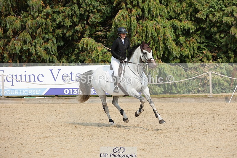 250816A-160541-02640 - Cls 9 Snr 1.10m Open