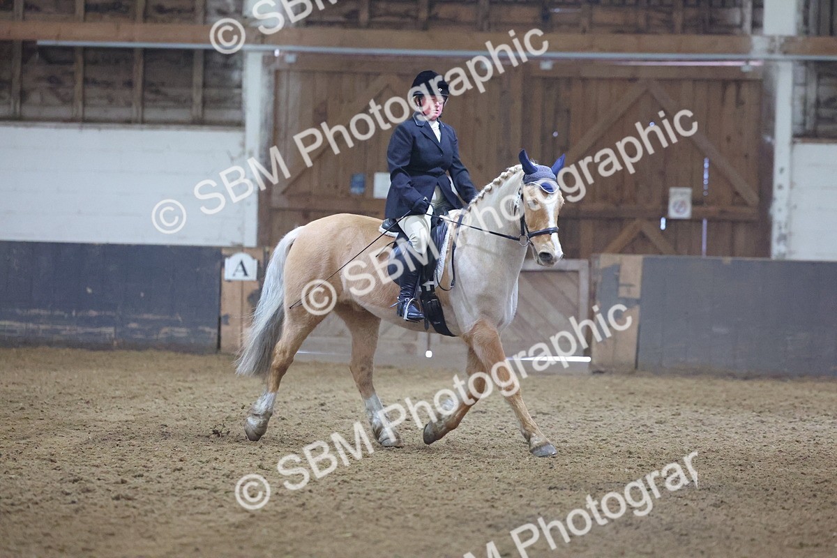 SBM_003114 - Class 9-10 - MQ U21 Open Novice 1