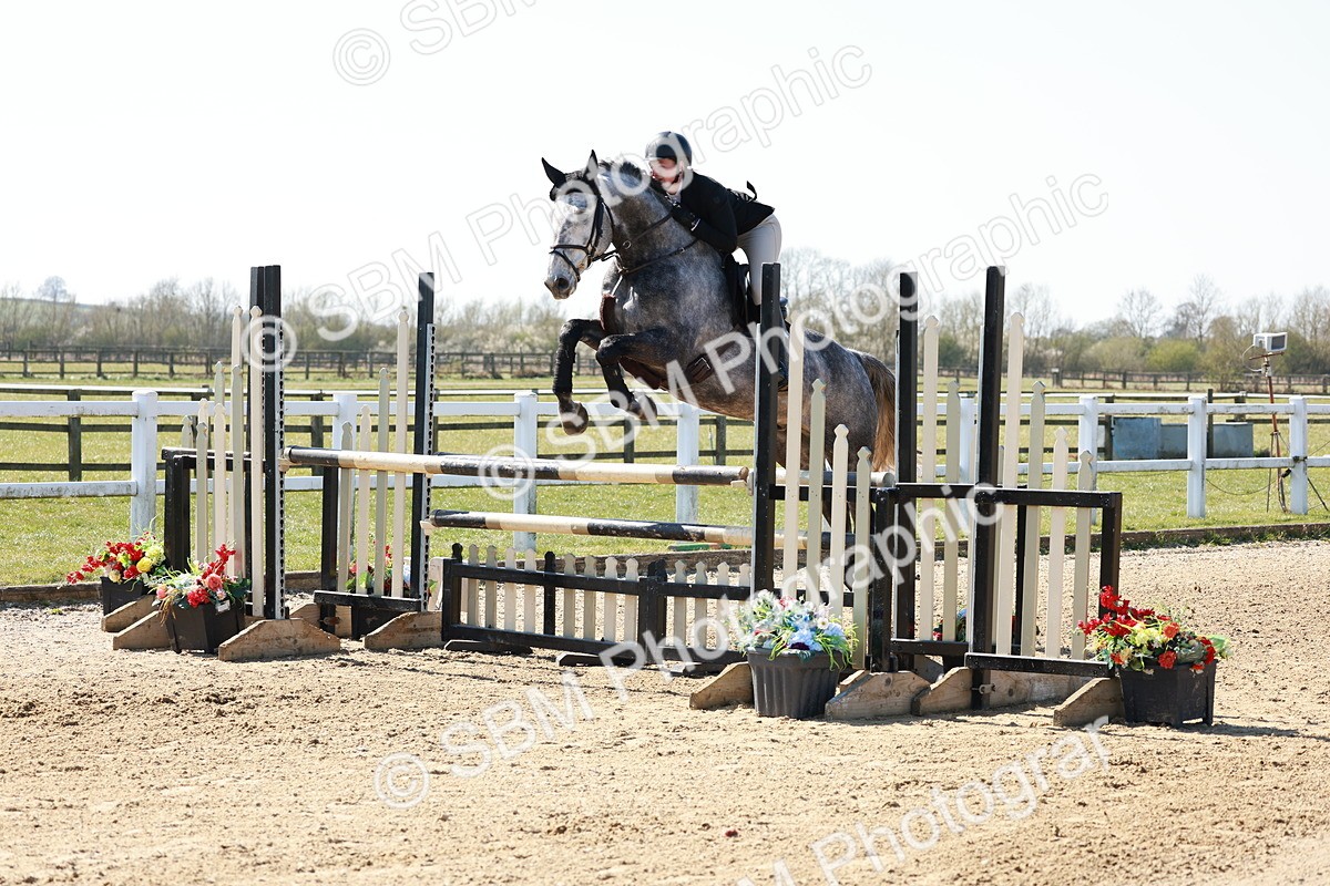 SBM_004543 - Class 17 - Senior Newcomers - 1.10m