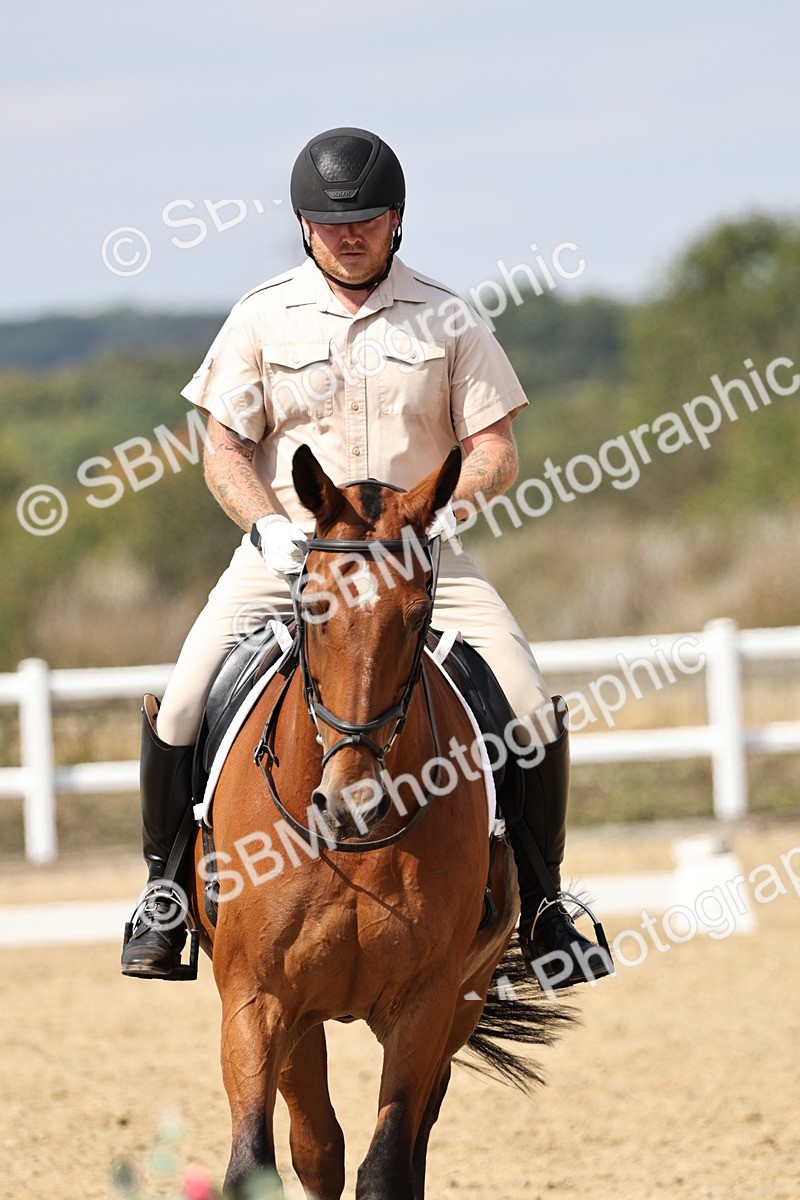 SBM_018750 - Class 16 - Novice 5 - 12.08-13.11